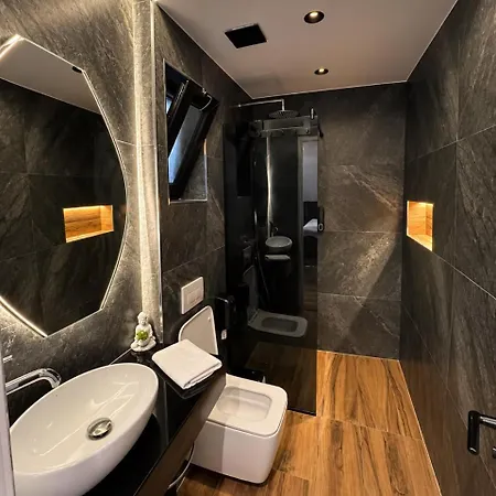 Martin Empire Hotel 4*