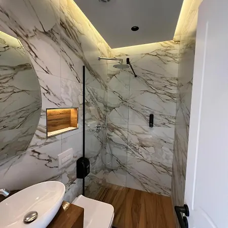 Martin Empire Hotel 4*